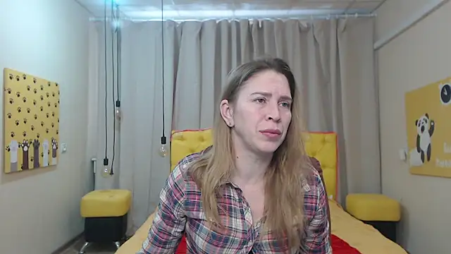 TessaDaybreak online show from February 2026 07:48:01 AM