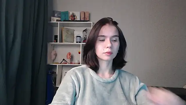 Snapshot of Anna-Sun chatting on May 2026 09:09:02 PM Anna-Sun online show from May 2026 09:09:02 PM