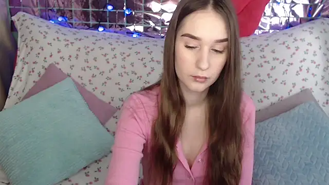 Snapshot of Margarettii chatting on March 2025 05:43:02 AM Margarettii online show from March 2025 05:43:02 AM