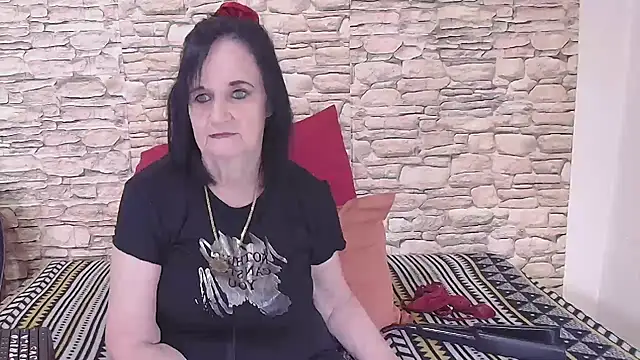 Snapshot of LuciousGrace chatting on November 2025 05:32:02 AM LuciousGrace online show from November 2025 05:32:02 AM