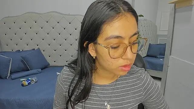 Snapshot of lucelly_15 chatting on February 2026 11:54:01 AM lucelly 15 online show from February 2026 11:54:01 AM