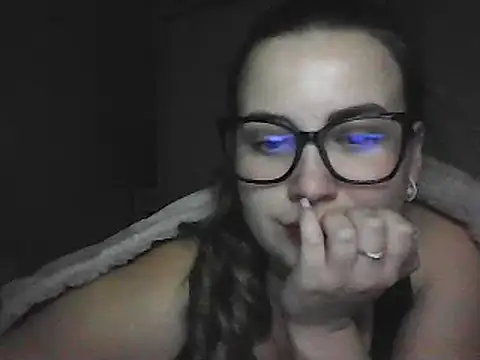 Snapshot of GoddessTenderness chatting on February 2025 06:36:02 PM GoddessTenderness online show from February 2025 06:36:02 PM