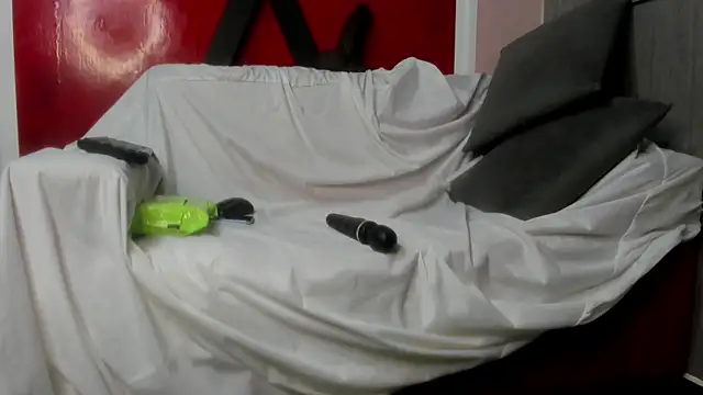 Snapshot of ebony_valentina chatting on September 2025 01:50:01 AM ebony valentina online show from September 2025 01:50:01 AM