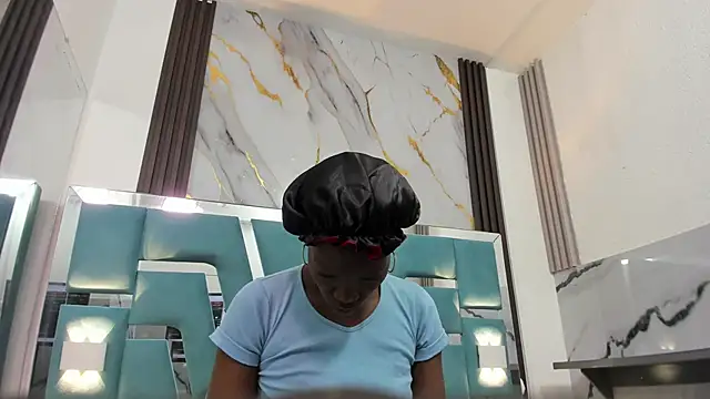 Snapshot of ebony_valentina chatting on December 2025 11:37:01 AM ebony valentina online show from December 2025 11:37:01 AM