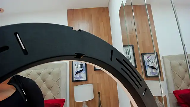 Snapshot of KimberlyBigBoobs chatting on September 2025 05:17:02 AM KimberlyBigBoobs online show from September 2025 05:17:02 AM