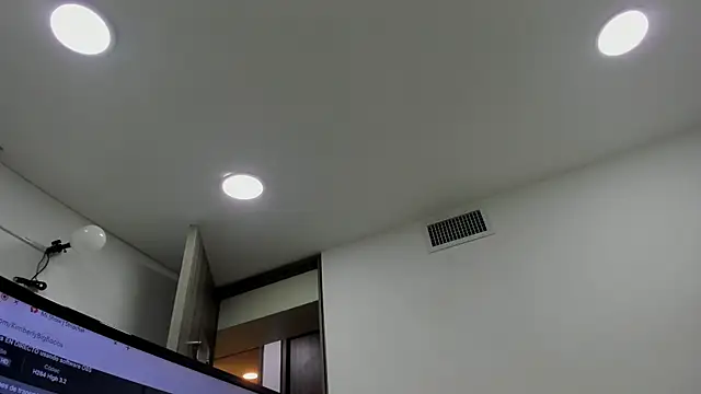 Snapshot of KimberlyBigBoobs chatting on September 2025 07:20:01 AM KimberlyBigBoobs online show from September 2025 07:20:01 AM