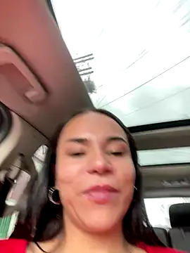 Naatalia online show from December 2025 06:14:02 PM