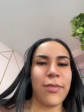 Naatalia online show from July 2026 06:21:01 PM