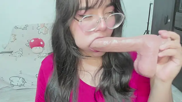 Snapshot of Naoko_7w7 chatting on June 2026 01:52:02 AM Naoko 7w7 online show from June 2026 01:52:02 AM