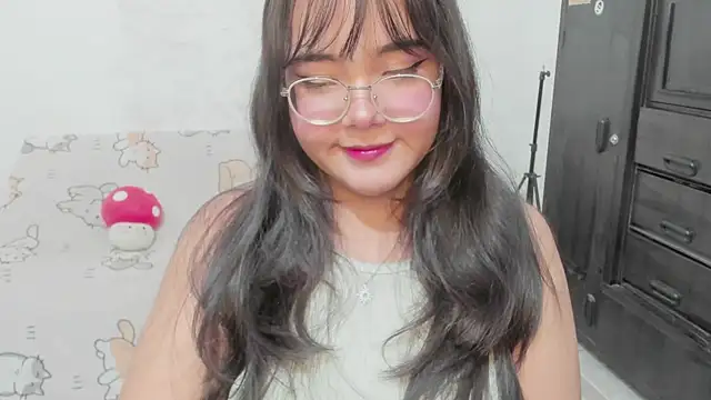 Snapshot of Naoko_7w7 chatting on June 2026 01:34:02 PM Naoko 7w7 online show from June 2026 01:34:02 PM