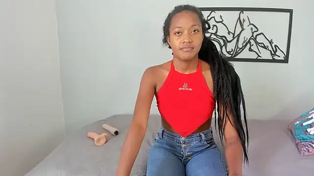 Snapshot of karina-lopez chatting on September 2025 02:11:01 PM karina-lopez online show from September 2025 02:11:01 PM