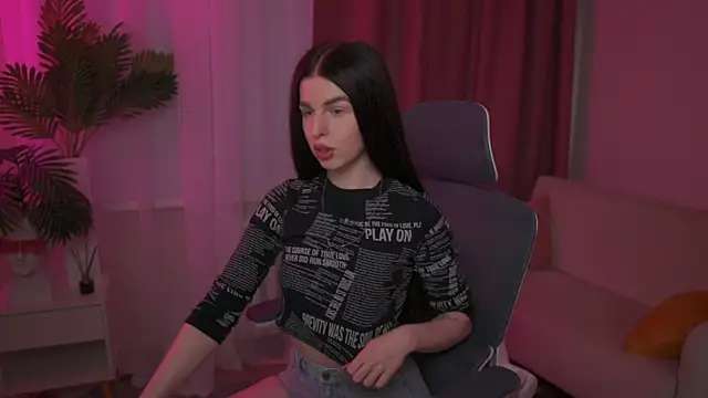 Snapshot of VictoriaPass chatting on March 2025 10:26:02 AM VictoriaPass online show from March 2025 10:26:02 AM