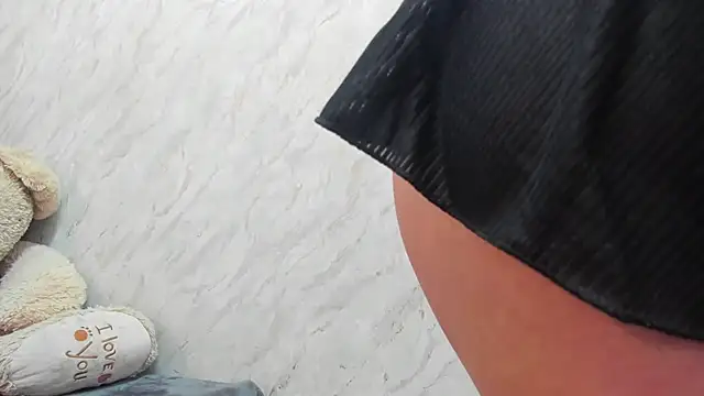 Snapshot of Lianngrace chatting on December 2025 02:37:02 PM Lianngrace online show from December 2025 02:37:02 PM