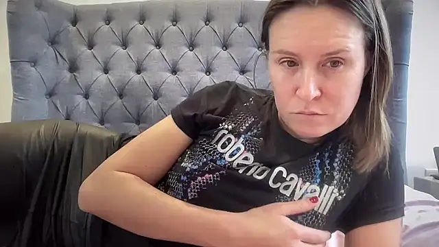 Snapshot of eatmypie69 chatting on December 2025 10:32:01 AM eatmypie69 online show from December 2025 10:32:01 AM