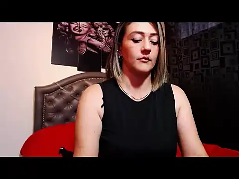 Snapshot of angellyhorny chatting on March 2025 04:57:01 PM angellyhorny online show from March 2025 04:57:01 PM