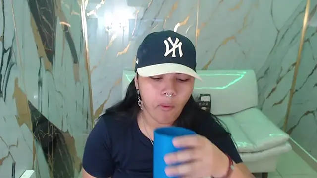 Snapshot of melany_rouse18 chatting on November 2025 11:36:02 AM melany rouse18 online show from November 2025 11:36:02 AM