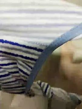 Snapshot of Loly2025 chatting on February 2025 02:44:02 PM Loly2025 online show from February 2025 02:44:02 PM