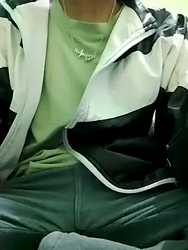 Snapshot of Aaradhna-hoy chatting on March 2025 03:51:01 AM Aaradhna-hoy online show from March 2025 03:51:01 AM