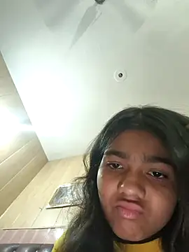 Snapshot of Aaradhna-hoy chatting on October 2025 09:10:01 AM Aaradhna-hoy online show from October 2025 09:10:01 AM