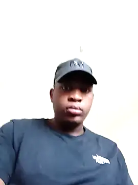 Snapshot of bosszonke123 chatting on February 2025 04:39:02 AM bosszonke123 online show from February 2025 04:39:02 AM