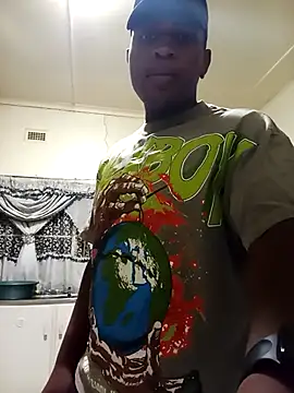 Snapshot of bosszonke123 chatting on February 2025 08:22:01 PM bosszonke123 online show from February 2025 08:22:01 PM