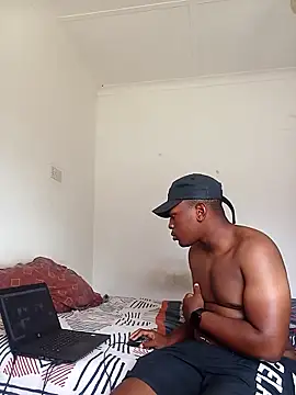 Snapshot of bosszonke123 chatting on March 2025 01:01:02 PM bosszonke123 online show from March 2025 01:01:02 PM