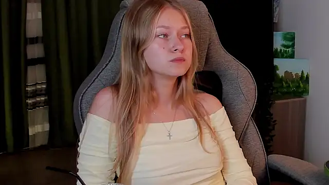 EveMundie online show from July 2026 11:01:02 AM