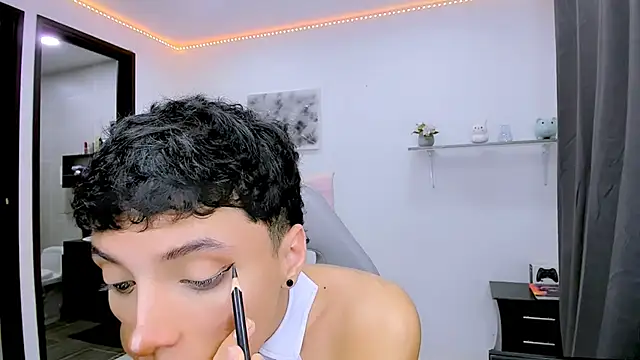 Snapshot of nilam_valker chatting on September 2025 11:10:01 PM nilam valker online show from September 2025 11:10:01 PM