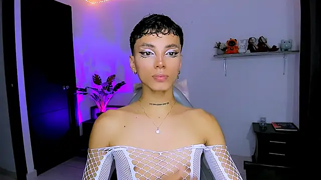 Snapshot of nilam_valker chatting on October 2025 10:23:02 PM nilam valker online show from October 2025 10:23:02 PM