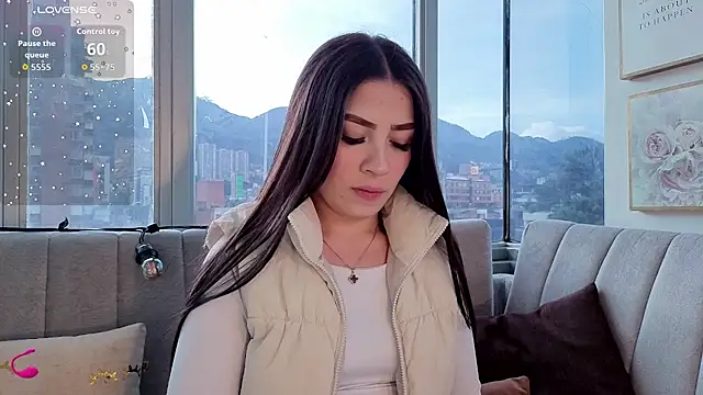 Snapshot of Ivanna_West chatting on October 2025 11:47:02 AM Ivanna West online show from October 2025 11:47:02 AM