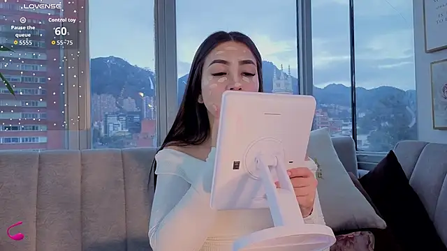 Snapshot of Ivanna_West chatting on November 2025 11:32:02 AM Ivanna West online show from November 2025 11:32:02 AM