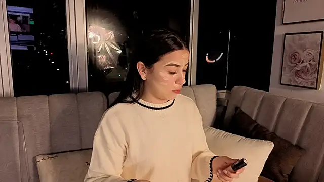 Snapshot of Ivanna_West chatting on December 2025 10:09:02 AM Ivanna West online show from December 2025 10:09:02 AM