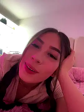 Snapshot of Ivanna_West chatting on December 2025 01:22:01 AM Ivanna West online show from December 2025 01:22:01 AM