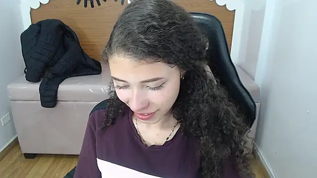 danatella a online show from October 2025 01:58:02 AM