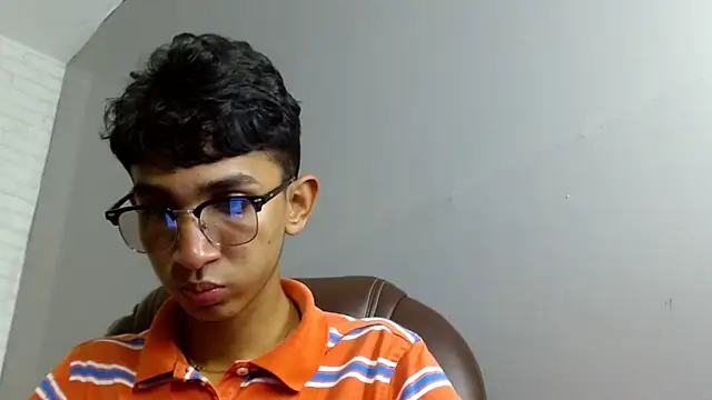 Snapshot of Martin_Linares chatting on February 2025 06:09:02 PM Martin Linares online show from February 2025 06:09:02 PM