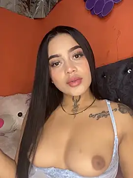 Emily sharlot online show from November 2025 09:09:02 AM