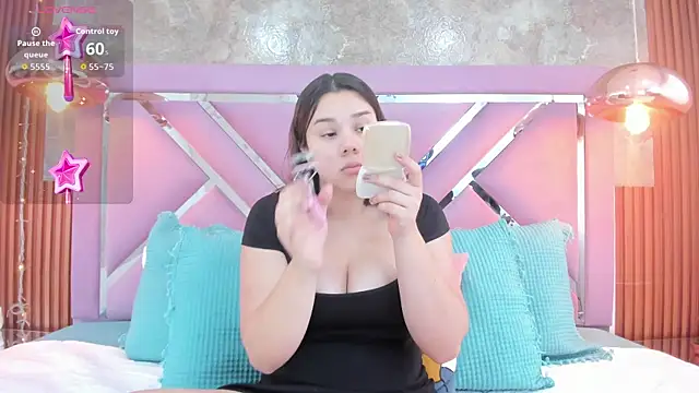 EmmaSulivan online show from December 2025 01:20:01 PM