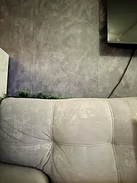 EmmaSulivan online show from December 2025 07:01:02 AM