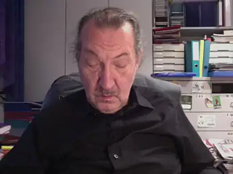 Snapshot of HMStraps01 chatting on December 2024 03:17:01 PM HMStraps01 online show from December 2024 03:17:01 PM