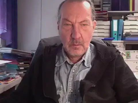 Snapshot of HMStraps01 chatting on December 2024 01:11:02 PM HMStraps01 online show from December 2024 01:11:02 PM