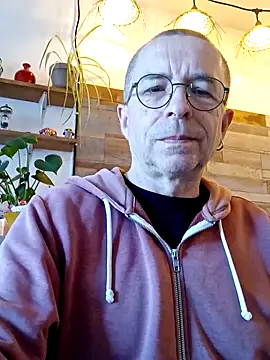 Snapshot of Xavspank2 chatting on March 2026 08:52:01 AM Xavspank2 online show from March 2026 08:52:01 AM