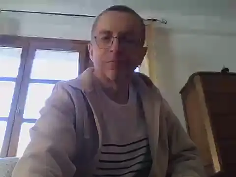 Snapshot of Xavspank2 chatting on April 2026 07:49:01 AM Xavspank2 online show from April 2026 07:49:01 AM