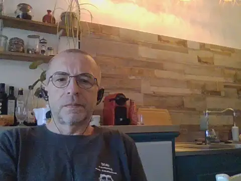 Snapshot of Xavspank2 chatting on June 2026 07:53:02 AM Xavspank2 online show from June 2026 07:53:02 AM