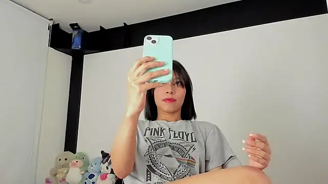 Snapshot of sweet_Amy0 chatting on October 2025 06:23:01 AM sweet Amy0 online show from October 2025 06:23:01 AM