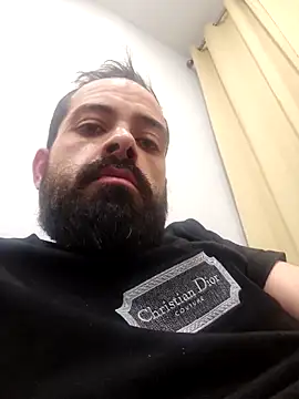 guccititi online show from November 2025 09:09:01 AM