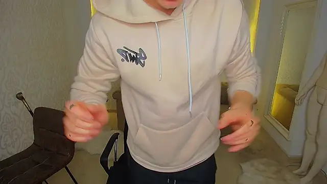 MaxKaiden online show from November 2025 05:35:02 AM