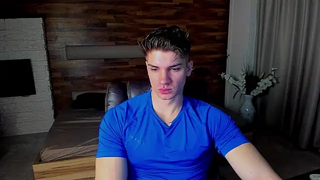 MaxKaiden online show from March 2026 05:21:02 AM