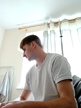 Snapshot of Eusuntnoulgigolo chatting on March 2025 12:50:02 PM Eusuntnoulgigolo online show from March 2025 12:50:02 PM