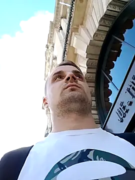 Snapshot of Eusuntnoulgigolo chatting on September 2025 03:44:01 PM Eusuntnoulgigolo online show from September 2025 03:44:01 PM