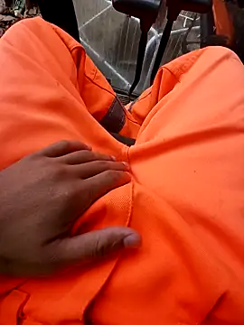 Snapshot of Eusuntnoulgigolo chatting on September 2025 07:19:01 AM Eusuntnoulgigolo online show from September 2025 07:19:01 AM